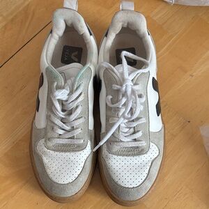 Veja T3  sneakers